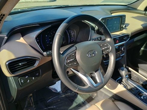 Used 2020 Hyundai Santa Fe SEL w/ Convenience + Premium Package FWD image 12