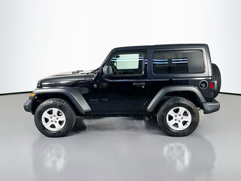 Used 2022 Jeep Wrangler Sport S image 4