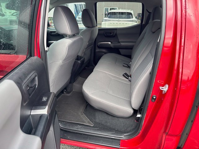 Used 2021 Toyota Tacoma SR5 w/ Technology Package AWD/4WD image 13