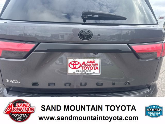 Used 2024 Toyota Sequoia TRD Pro AWD/4WD image 9