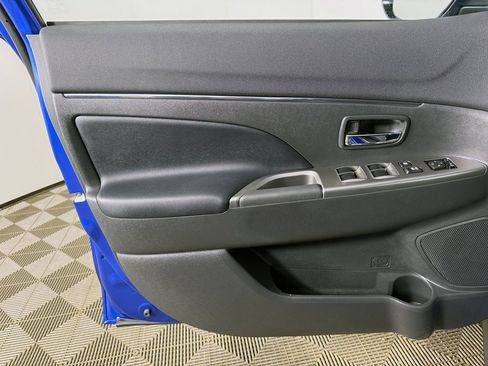 Used 2023 Mitsubishi Outlander Sport SE image 17