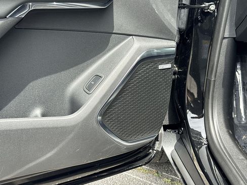 New 2026 GMC Acadia Elevation FWD image 19