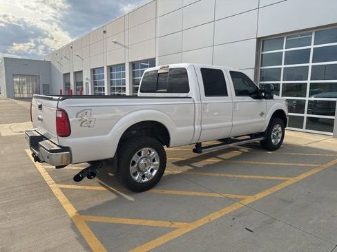 Used 2013 Ford F350 Lariat w/ Chrome Pkg image 3