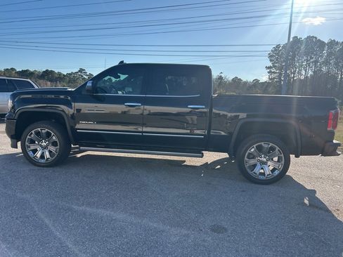 Used 2018 GMC Sierra 1500 Denali w/ Denali Ultimate Package image 1