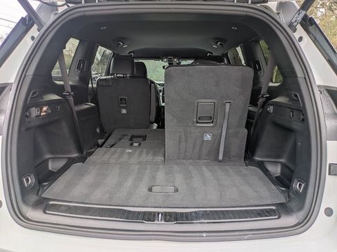 Used 2024 Jeep Grand Cherokee L Laredo image 29