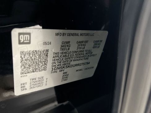 Used 2024 Chevrolet Tahoe Premier AWD/4WD image 32