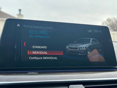 Used 2018 BMW 530e xDrive image 42