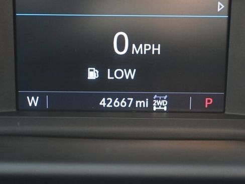 Used 2022 Chevrolet Silverado 1500 LT Trail Boss w/ Bed Protection Package image 46