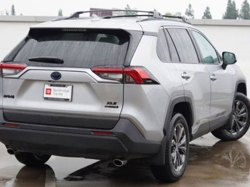 Certified 2024 Toyota RAV4 XLE Premium image 7