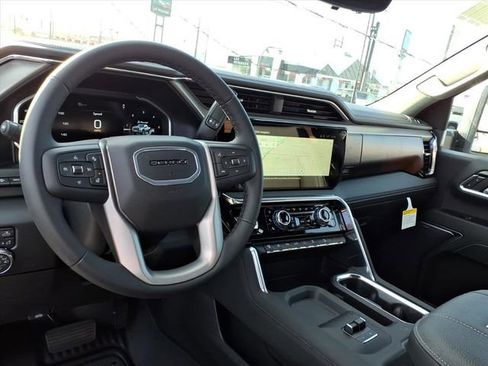 New 2026 GMC Sierra 2500 Denali w/ Denali Reserve Package image 5