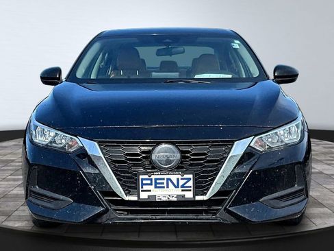 Used 2021 Nissan Sentra SV w/ SV Premium Package FWD image 2