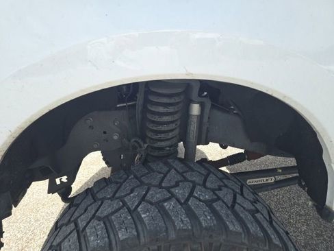 Used 2023 Ford F250 Lariat w/ Sport Appearance Package image 8