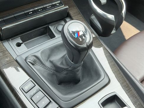 Used 2013 BMW Z4 sDrive28i RWD image 10