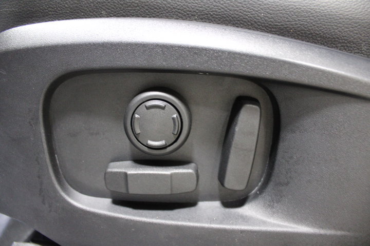 Used 2021 Land Rover Defender 110 X-Dynamic SE AWD/4WD image 21