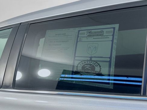 Used 2024 Toyota Highlander LE image 36