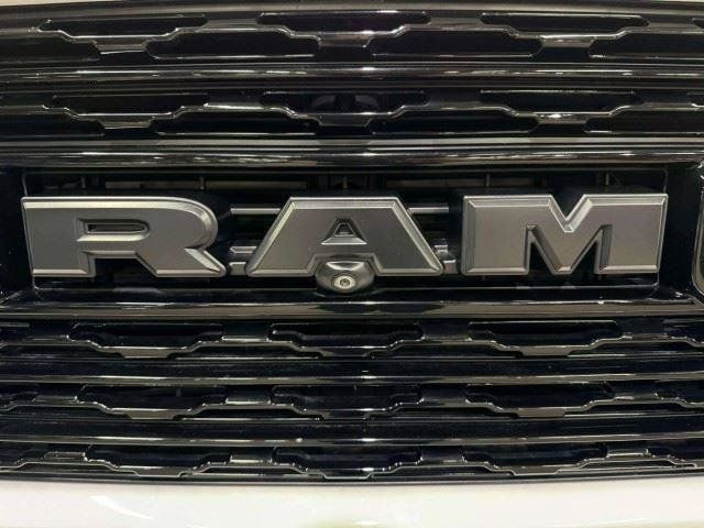 Used 2022 RAM 2500 Limited AWD/4WD image 11