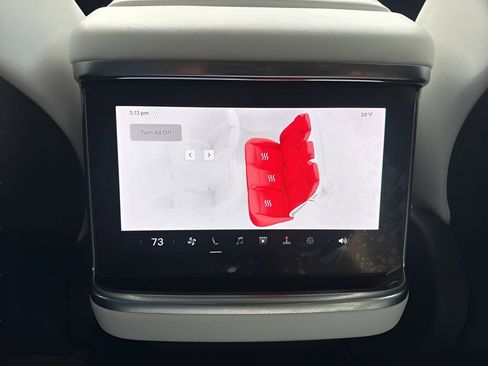 Used 2022 Tesla Model S Plaid image 13