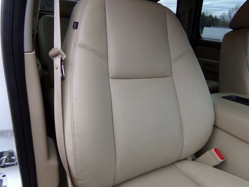 Used 2012 Chevrolet Silverado 2500 LTZ w/ LTZ Plus Package image 45