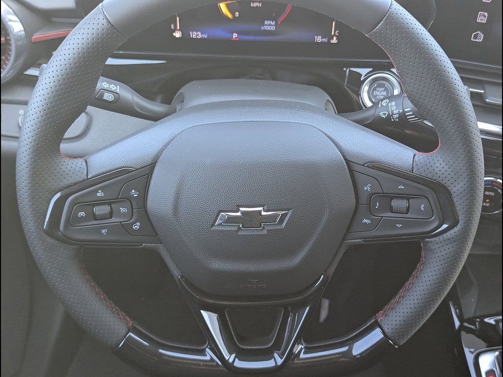 New 2026 Chevrolet Trax RS w/ Sunroof Package FWD image 20