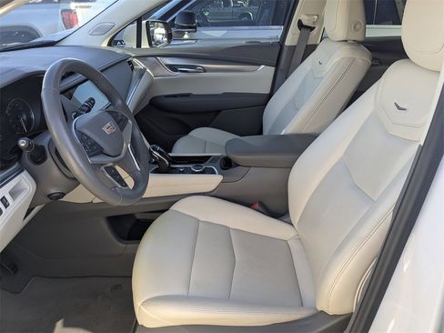 Certified 2022 Cadillac XT5 Premium Luxury image 23