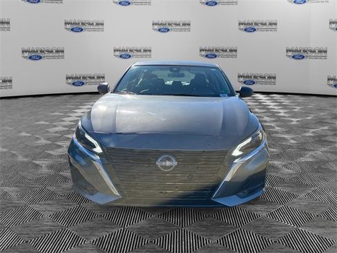 Used 2024 Nissan Altima 2.5 SV image 8