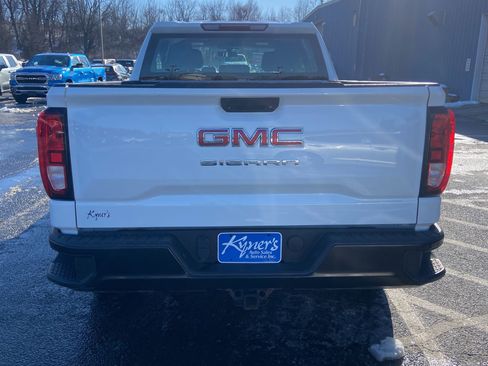 Used 2019 GMC Sierra 1500 4x4 Crew Cab w/ Trailering Package image 5