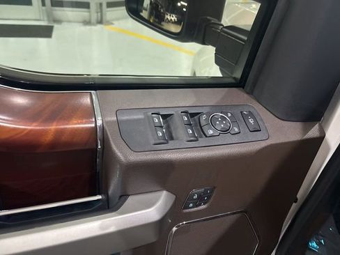 Used 2019 Ford F450 King Ranch w/ King Ranch Ultimate Package image 16