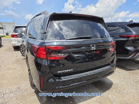 Used 2025 Honda Odyssey EX-L image 8