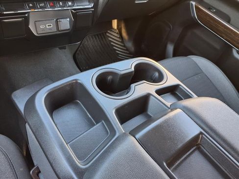 Used 2021 GMC Sierra 1500 SLE image 26