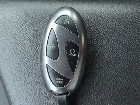 Certified 2025 Hyundai Elantra Sport FWD image 30