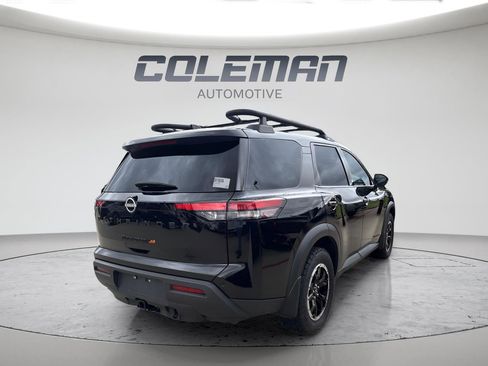 Used 2024 Nissan Pathfinder Rock Creek AWD/4WD image 3