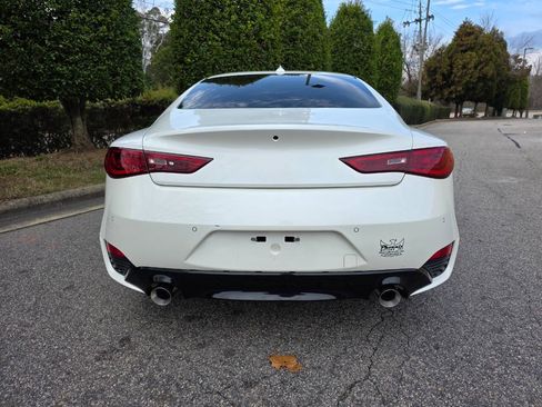 Used 2017 INFINITI Q60 2.0t w/ Premium Plus Package 2.0T AWD/4WD image 4