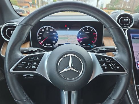 Used 2023 Mercedes-Benz GLC 300 4MATIC image 19