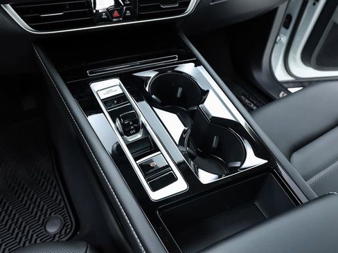 New 2026 Volkswagen Atlas SEL image 24