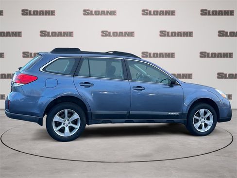 Used 2014 Subaru Outback 2.5i image 6