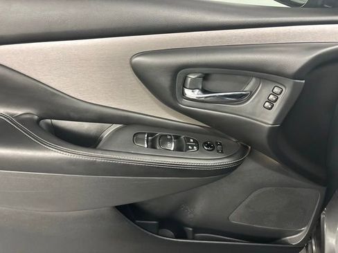Used 2023 Nissan Murano SL w/ Cargo Package FWD image 21