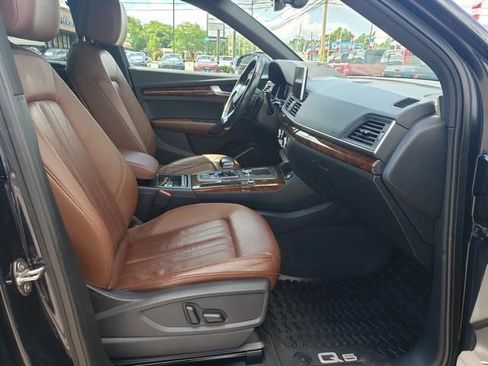 Used 2018 Audi Q5 2.0T Premium Plus AWD/4WD image 18