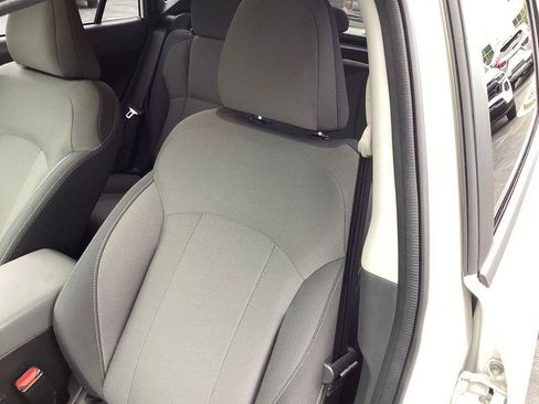 Used 2025 Subaru Crosstrek 2.5i Premium AWD/4WD image 12