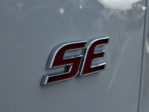 New 2026 Toyota Corolla SE FWD image 25