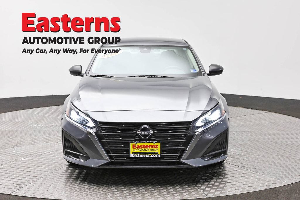 Used 2024 Nissan Altima 2.5 S FWD image 4