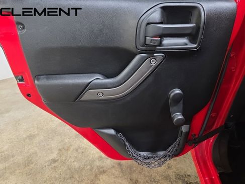 Used 2017 Jeep Wrangler Unlimited Sport w/ Max Tow Package image 22