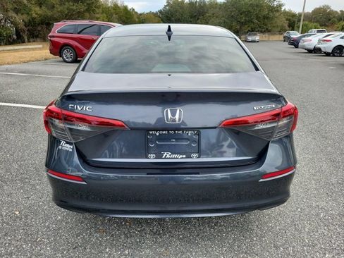 Used 2024 Honda Civic Touring image 11