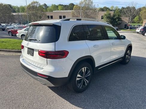 Used 2025 Mercedes-Benz GLB 250 image 5