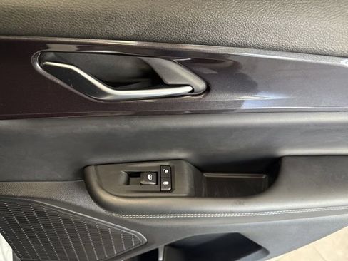Used 2023 Jeep Grand Cherokee Altitude AWD/4WD image 49