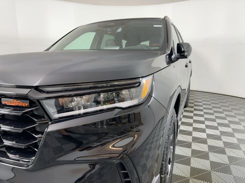 New 2025 Honda Pilot TrailSport image 21