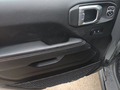 Used 2022 Jeep Wrangler Unlimited Rubicon 4xe w/ Cold Weather Group image 16