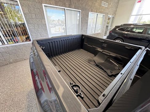 Certified 2025 Toyota Tacoma SR5 AWD/4WD image 62