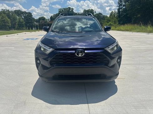 Used 2025 Toyota RAV4 XLE Premium FWD image 5