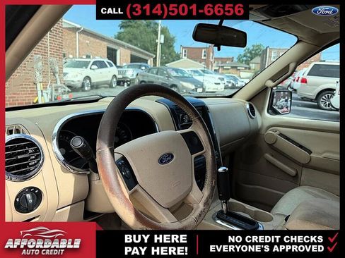 Used 2006 Ford Explorer XLT AWD/4WD image 9