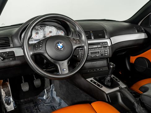 Used 2004 BMW M3 Convertible image 2
